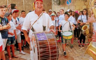 הפקת בר מצווה בכותל - מילים מהלב